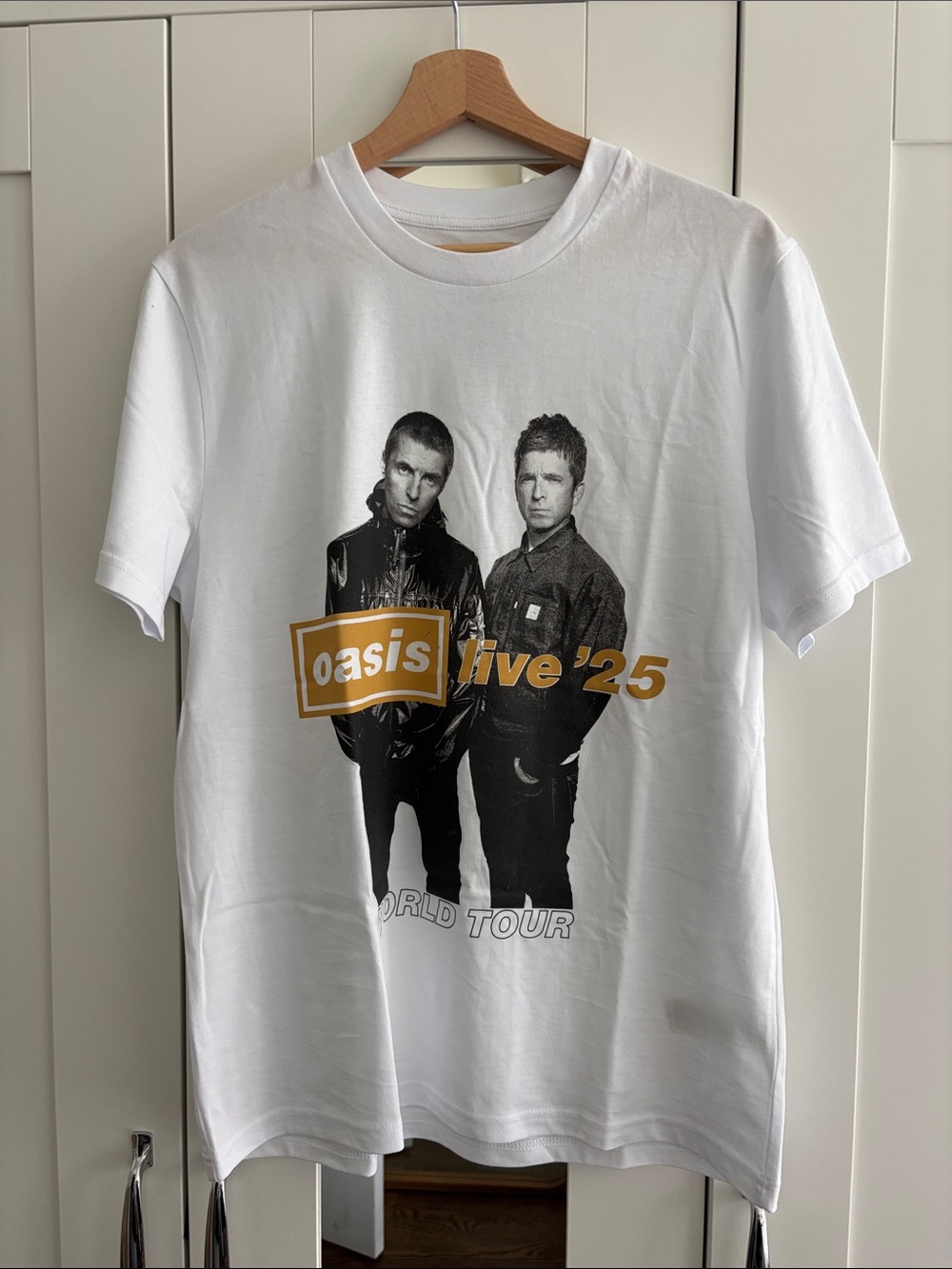 Oasis White Live '25 Graphic Tee with Black Band Photo